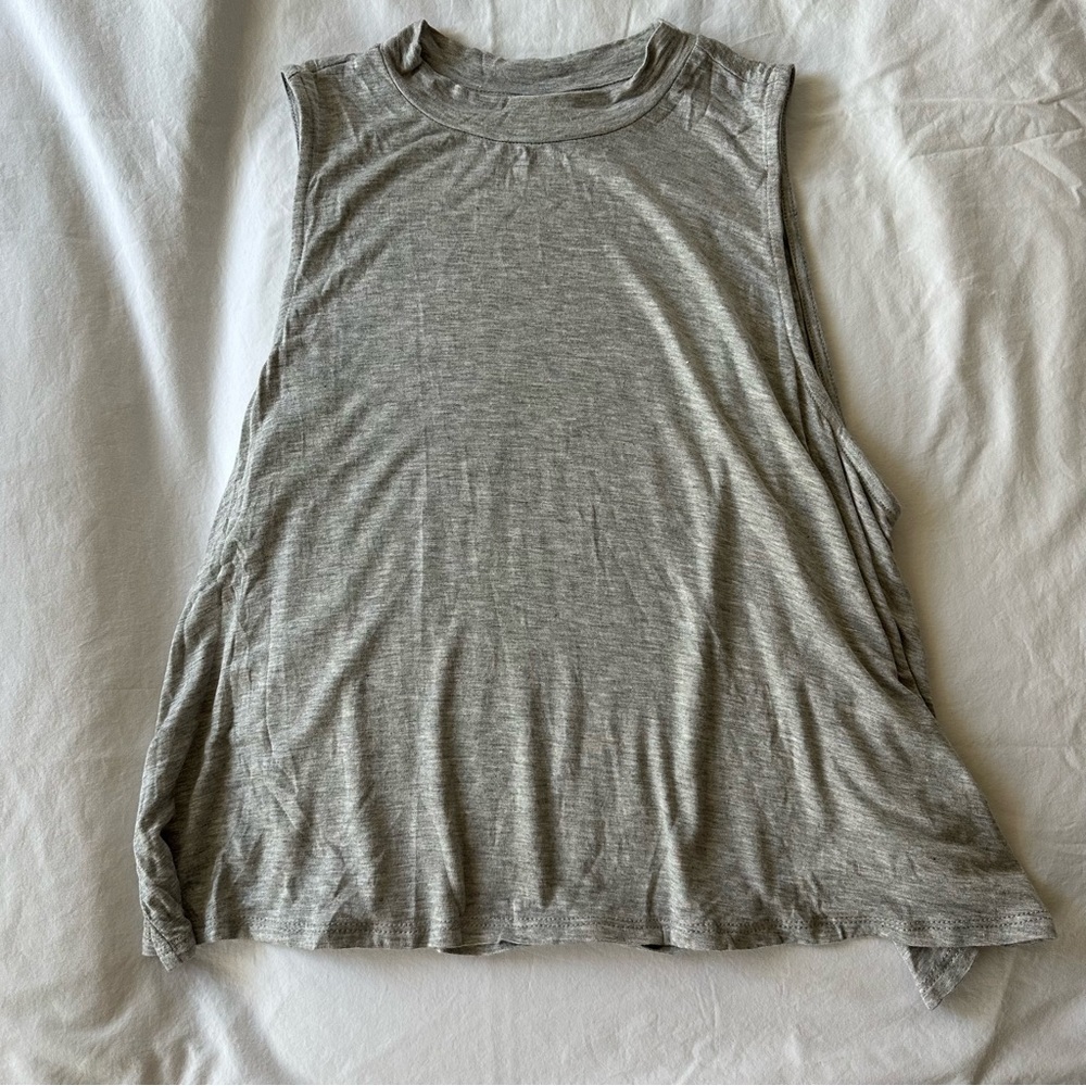 bar III high neck sleeveless top, Size Large